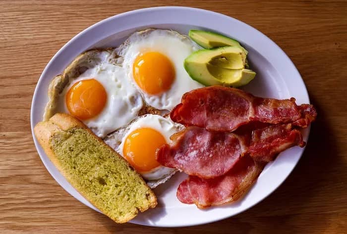 Illustration de l'événement : Brunch dominical au Bateau Livre