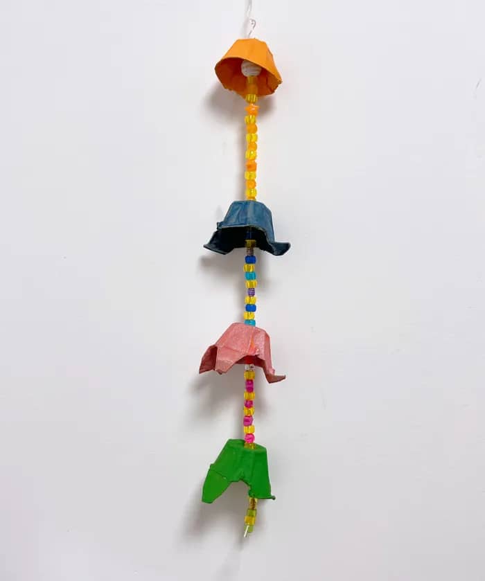 Illustration de l'événement : Atelier enfant - Suspension en boîte d'œufs