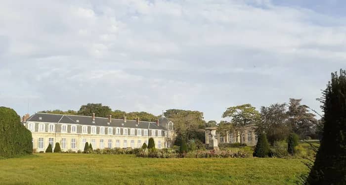Illustration de l'événement : Visite guidée du château d'Arnouville et de son parc