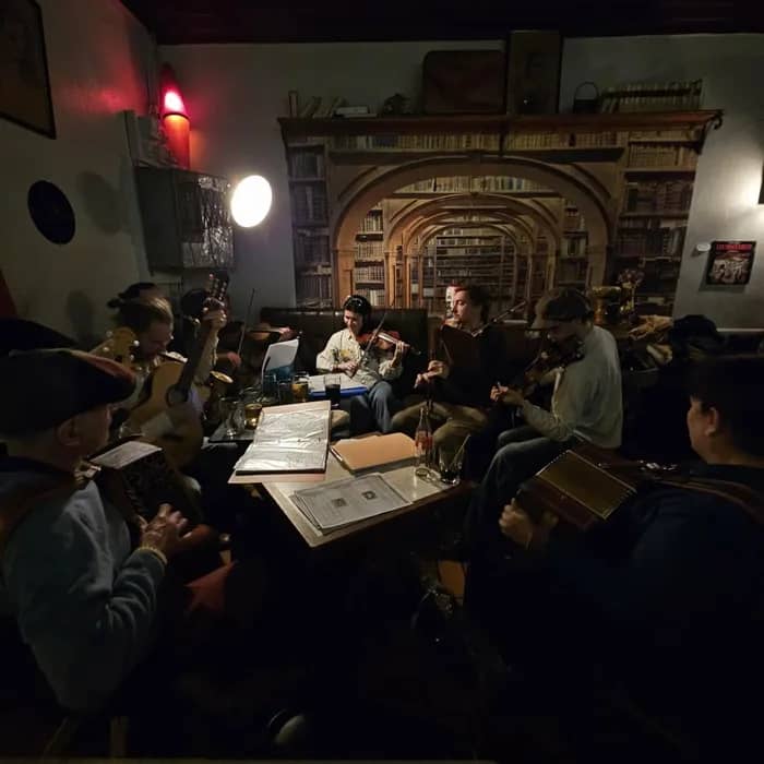 Illustration de l'événement : Session trad folk à danser 9