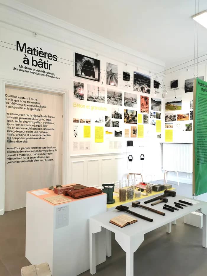 Illustration de l'événement : Visite guidée de l'exposition "Matières à bâtir" (scolaires uniquement)