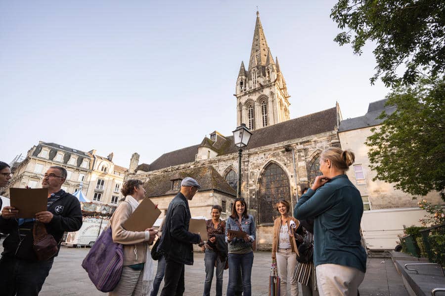 Illustration de l'événement : Les Étonnants Patrimoines : Caen les statues font leur cinéma
