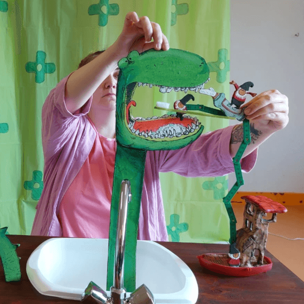 Illustration de l'événement : Marionnettes : "Même les monstres se lavent les dents" de la compagnie Héliotrope Théâtre