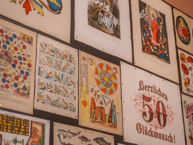 Illustration de l'événement : Visite commentée de l'exposition "Des images par milliers" en français