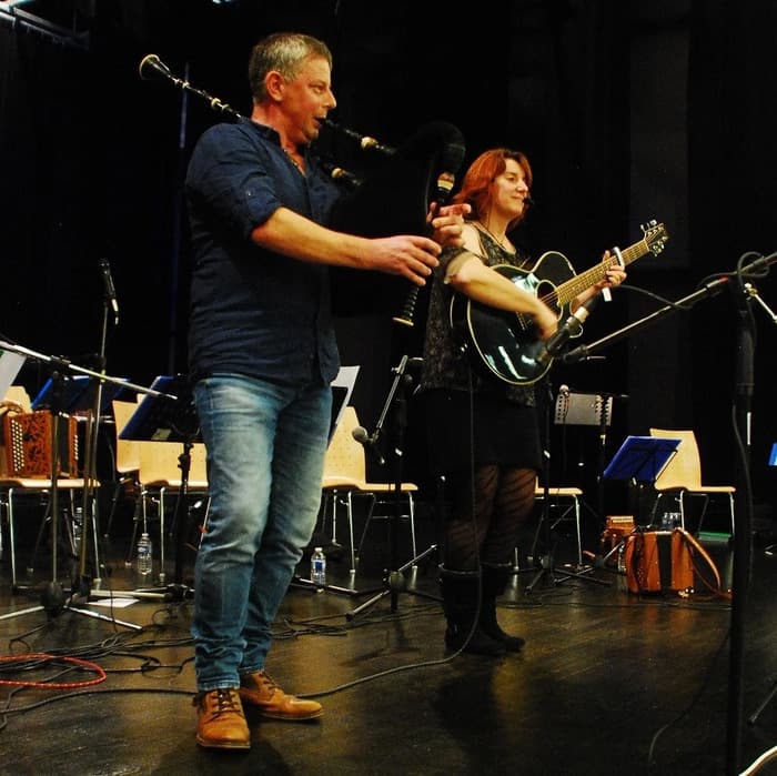 Illustration de l'événement : Bal folk avec Harry Pouné et Sans Façon