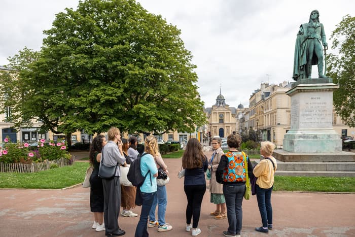 Illustration de l'événement : Versailles, ville royale - Le quartier Notre-Dame (visite guidée)