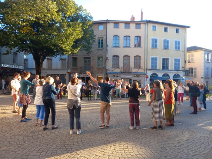 Illustration de l'événement : Bal en plein air, dans le cadre de l'été à Neuville