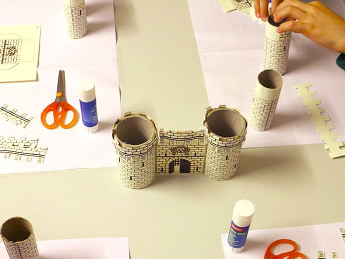 Illustration de l'événement : Atelier Au temps des châteaux forts