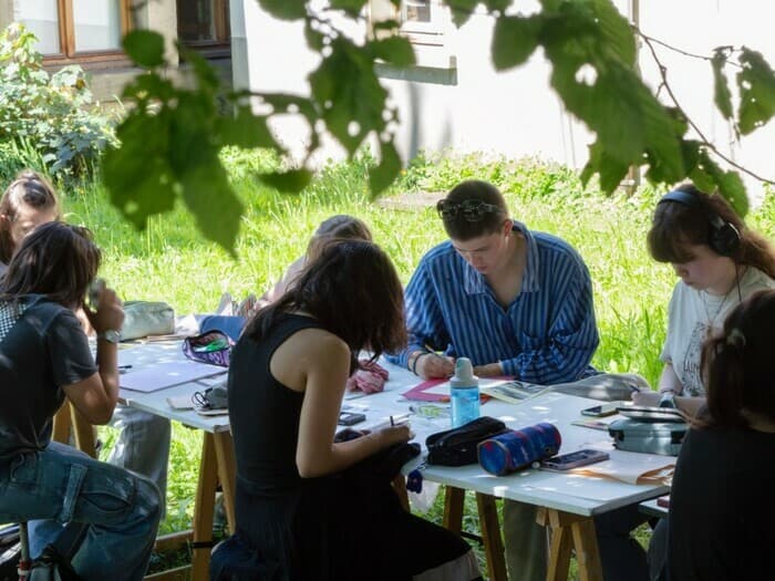 Illustration de l'événement : Atelier Dessin & peinture - Exprime toi en couleurs !