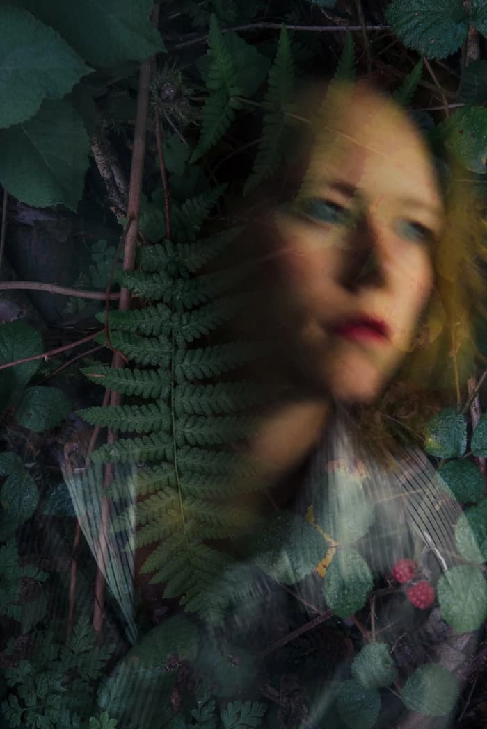 Illustration de l'événement : Concert pop avec Julie Castaing dans une grange à Joué-lès-Tours