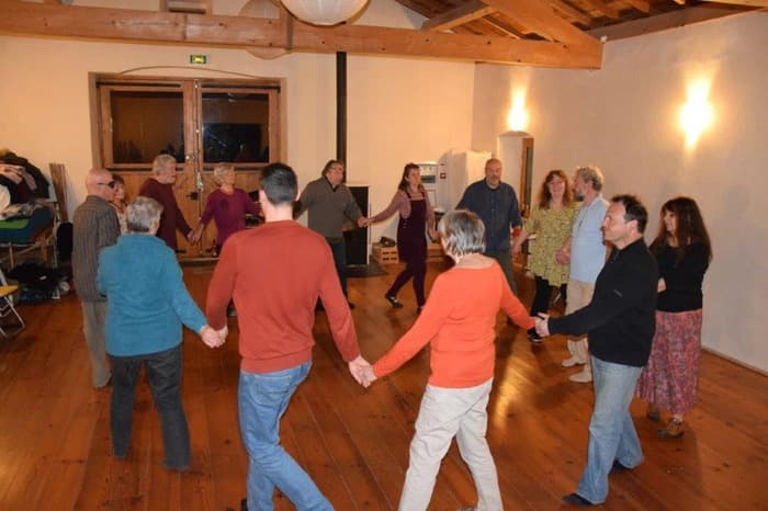 Illustration de l'événement : Atelier et bal de danses collectives folk au Regain de la Mure
