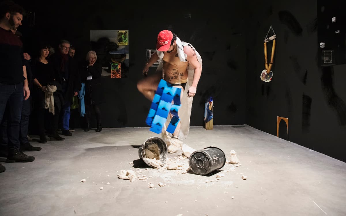 Illustration de l'événement : Performance de Yoan Sorin & exposition de Flora Moscovici à la Villa D