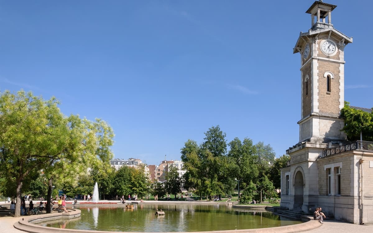 Illustration de l'événement : Visite LSF : secrets et senteurs bien gardées du Parc Georges Brassens