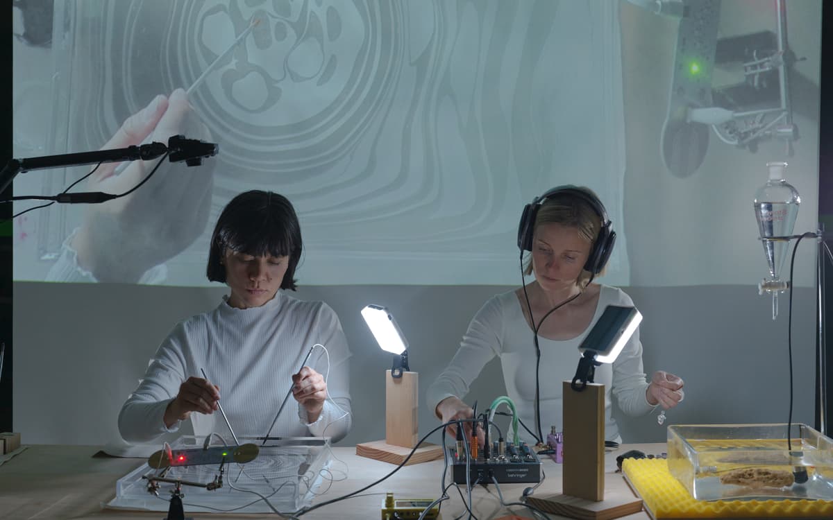 Illustration de l'événement : OMMA, EMILIE HIRAYAMA / Liquid form - Sound laboratory