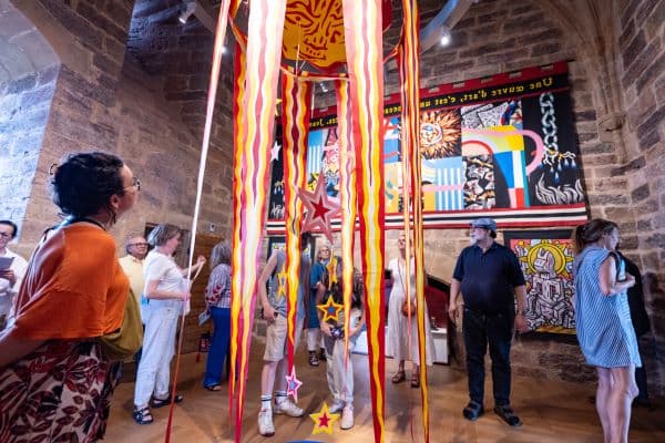 Illustration de l'événement : Visite guidée de l'exposition "Le Chant des Etoiles"/ Dialogue entre Jean Lurçat et Speedy Graphito