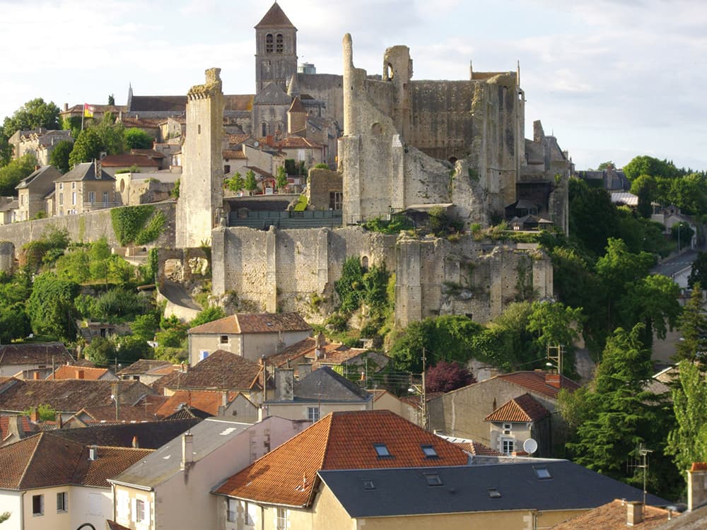 Illustration de l'événement : Visite guidée de la cité médiévale de Chauvigny