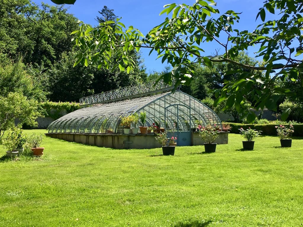 Illustration de l'événement : Fête des plantes et Rendez-Vous aux Jardins - Parc et jardin du château de Salvanet