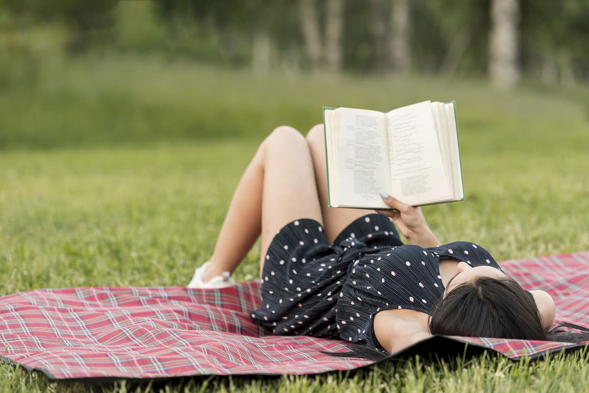 Illustration de l'événement : Lire sur l'herbe