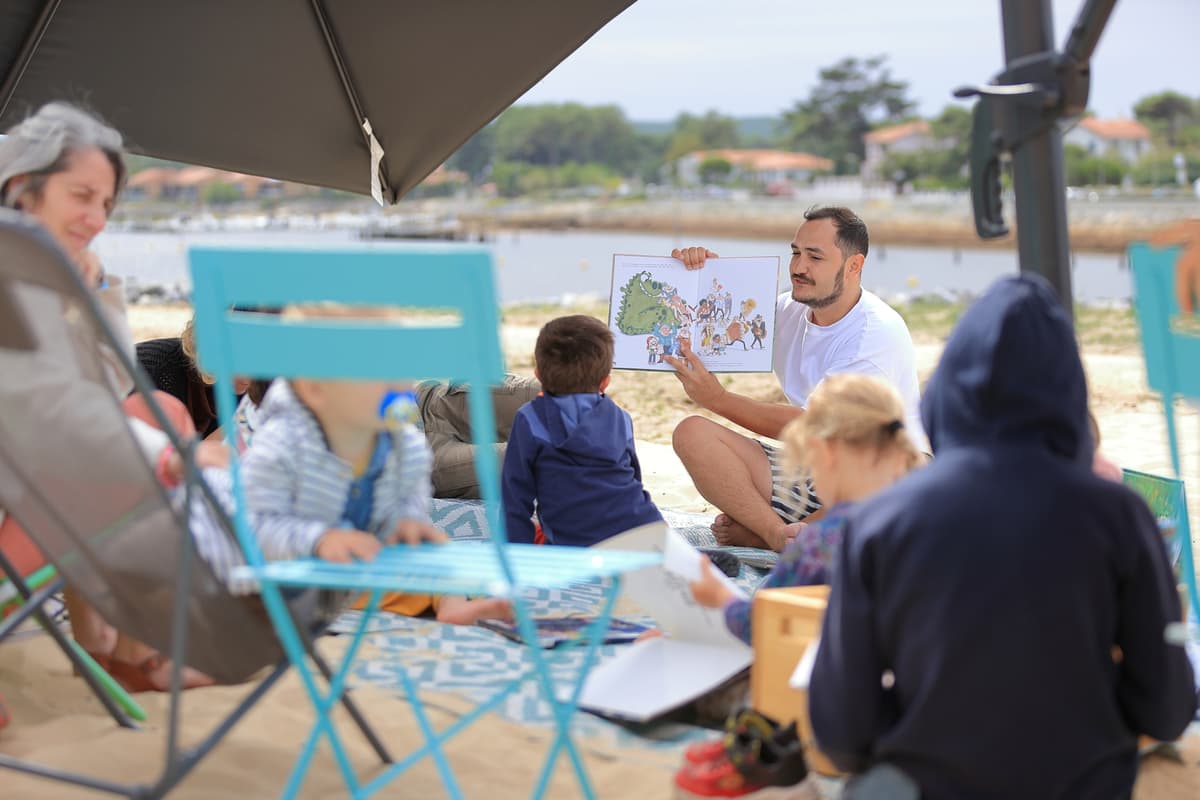 Illustration de l'événement : Lecture d'albums