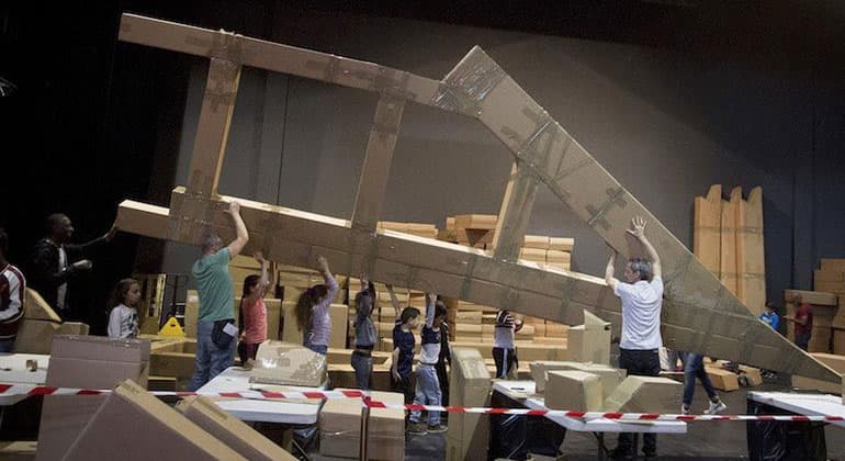 Illustration de l'événement : Mimos (Autour du festival) : Ateliers de pré-construction d'une oeuvre monumentale éphémère