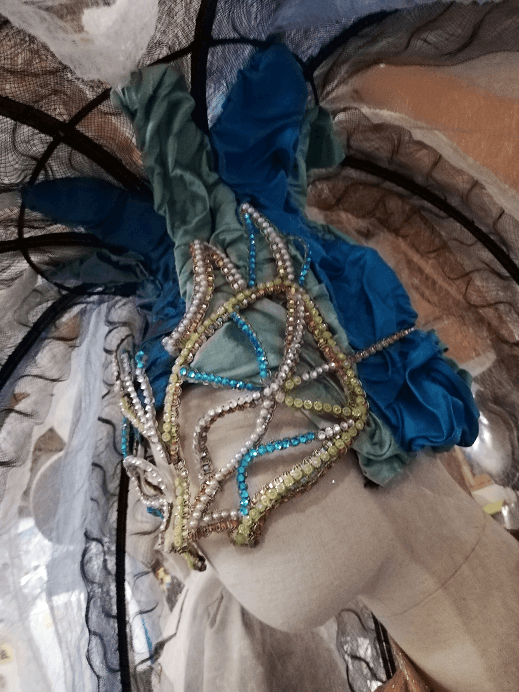 Illustration de l'événement : Savoir-faire au rendez-vous : visite d'un atelier de costumes (La malle aux costumes)