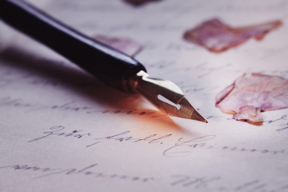 Illustration de l'événement : Château de Bonneval : Atelier de calligraphie caroline