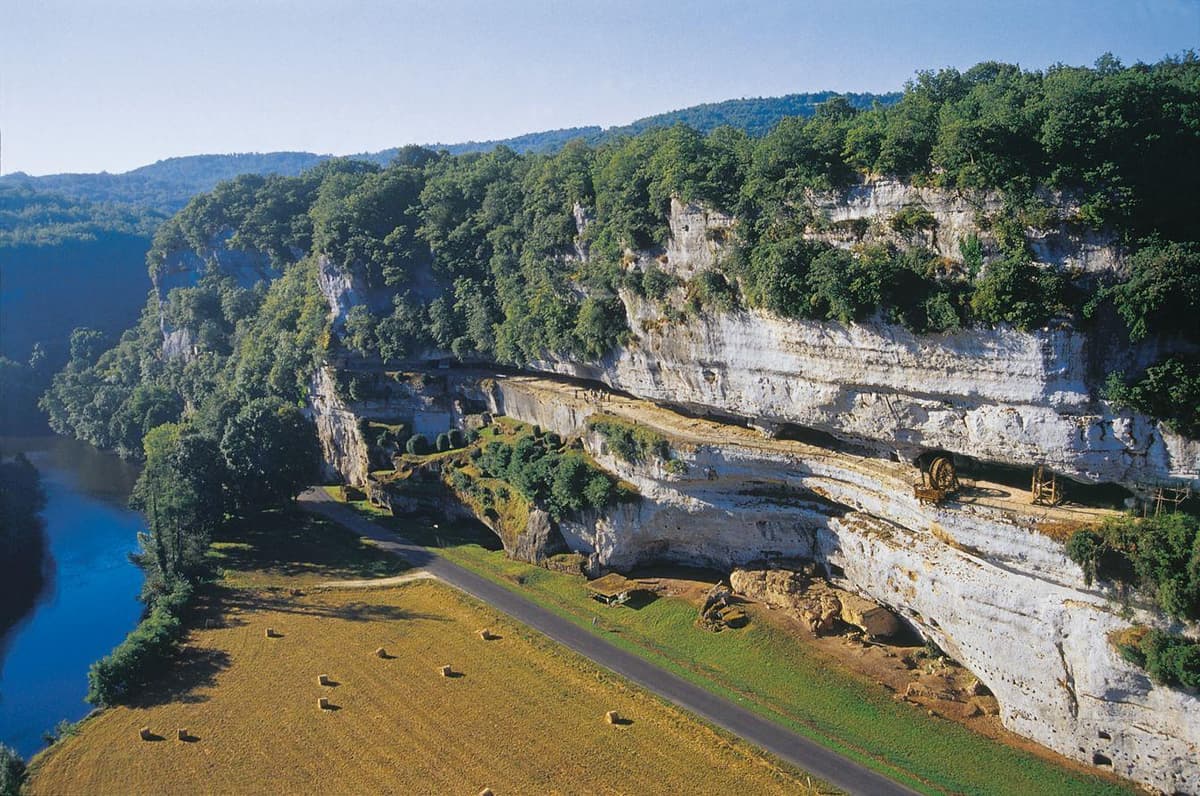 Illustration de l'événement : La Roche enchantée à la Roque Saint-Christophe