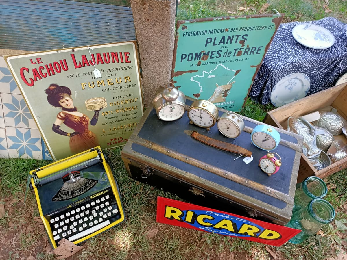 Illustration de l'événement : Brocante - Antiquités- Multi-collections