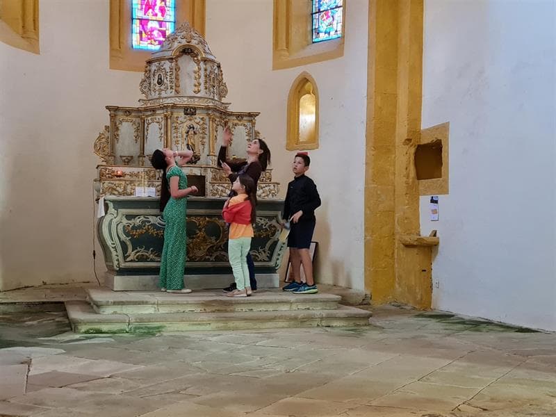 Illustration de l'événement : Jeu de piste à l'Église romane - Bonus Tambouille Festival