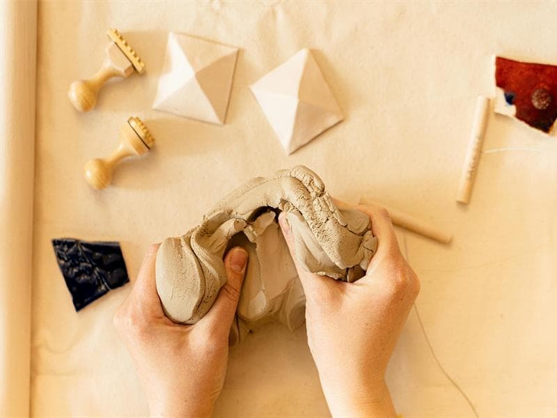 Illustration de l'événement : Visite-atelier - Dictée d'oeuvre
