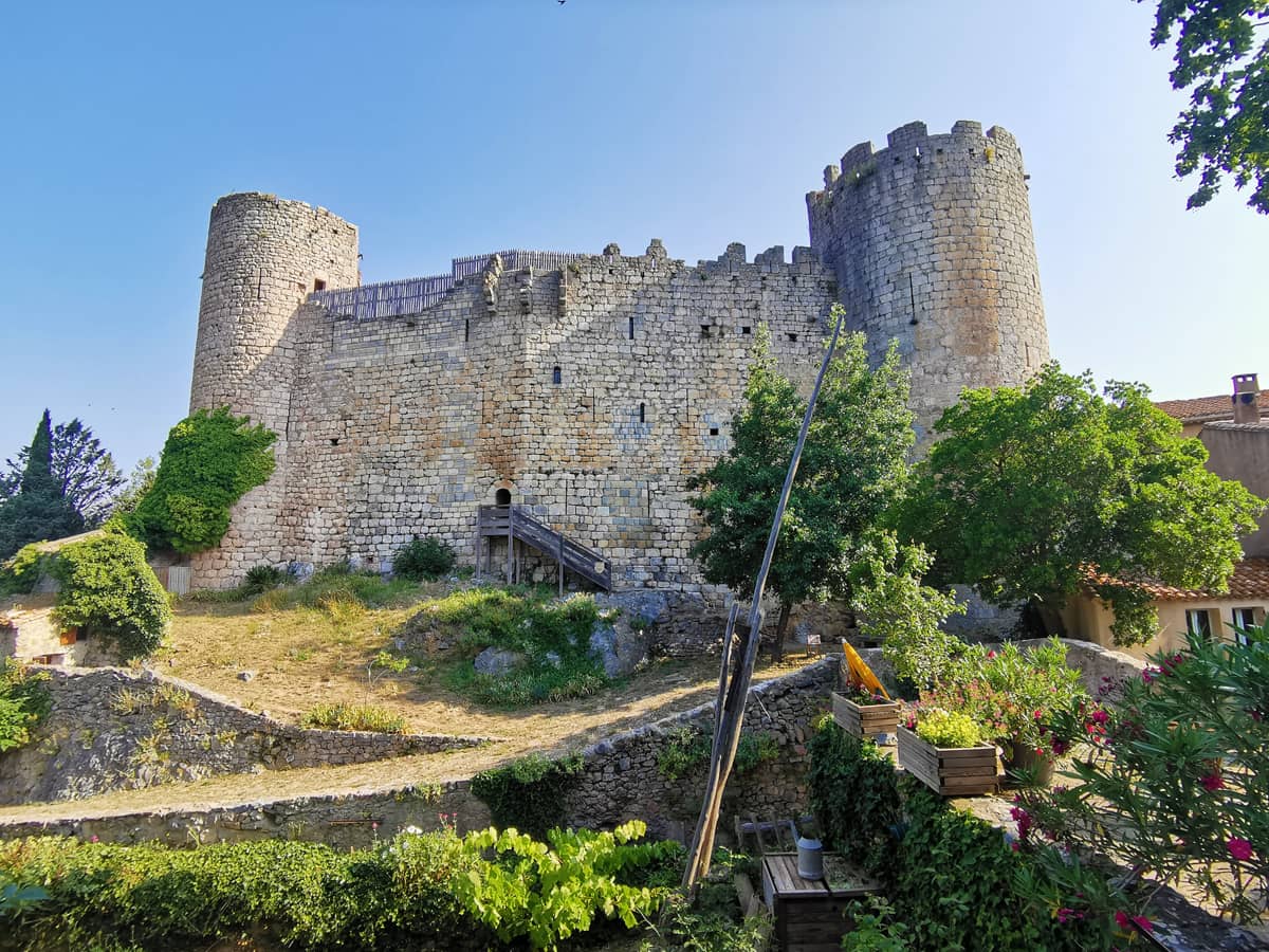 Illustration de l'événement : JEP 2026 - VISITE GUIDÉE DU CHÂTEAU ET DU VILLAGE DE VILLEROUGE-TERMENÈS