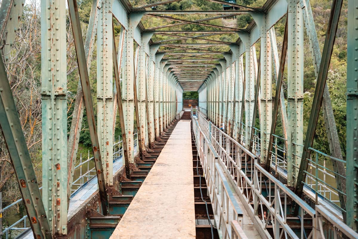 Illustration de l'événement : « RESTAURATION EN COURS ! » - VISITES COMMENTÉES AUTOUR DU PONT DE FER DE LACROIX-FALGARDE