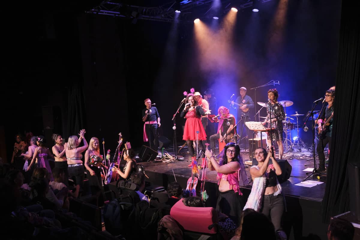 Illustration de l'événement : LA FASHION BOOB EN CONCERT