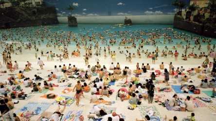 Illustration de l'événement : CONFÉRENCE D'ART : MARTIN PARR (1952-2025), PHOTOGRAPHE