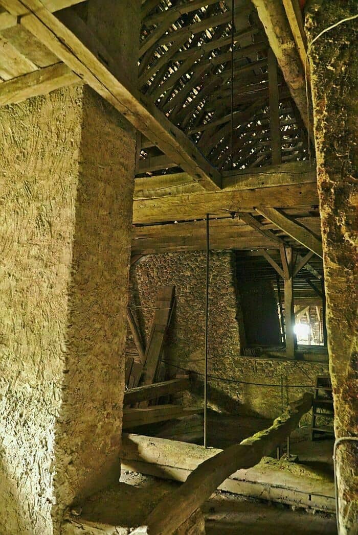 Illustration de l'événement : Visite nocturne et insolite des toitures classées du château du Passage.