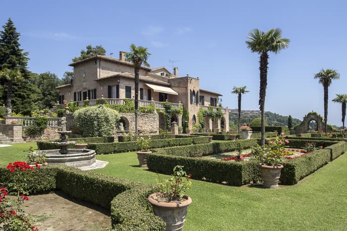 Illustration de l'événement : Visite libre des jardins à l’italienne et de la villa historique