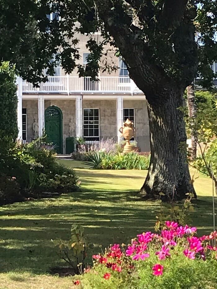 Illustration de l'événement : Sur les traces de Victor Hugo : les jardins d’Hauteville House