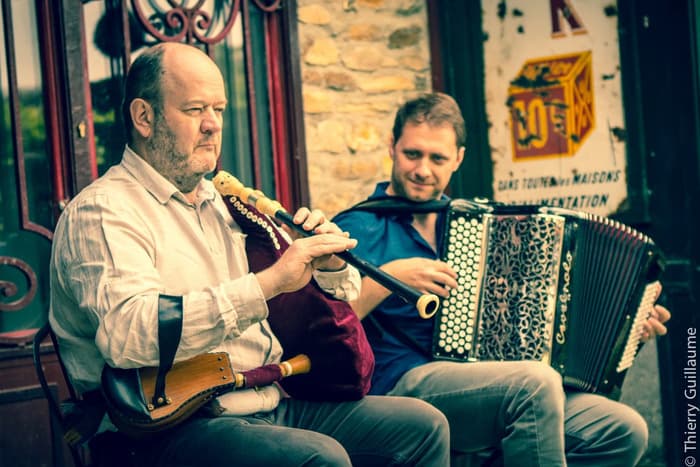 Illustration de l'événement : Bal trad avec duo Esbelin Simonnin