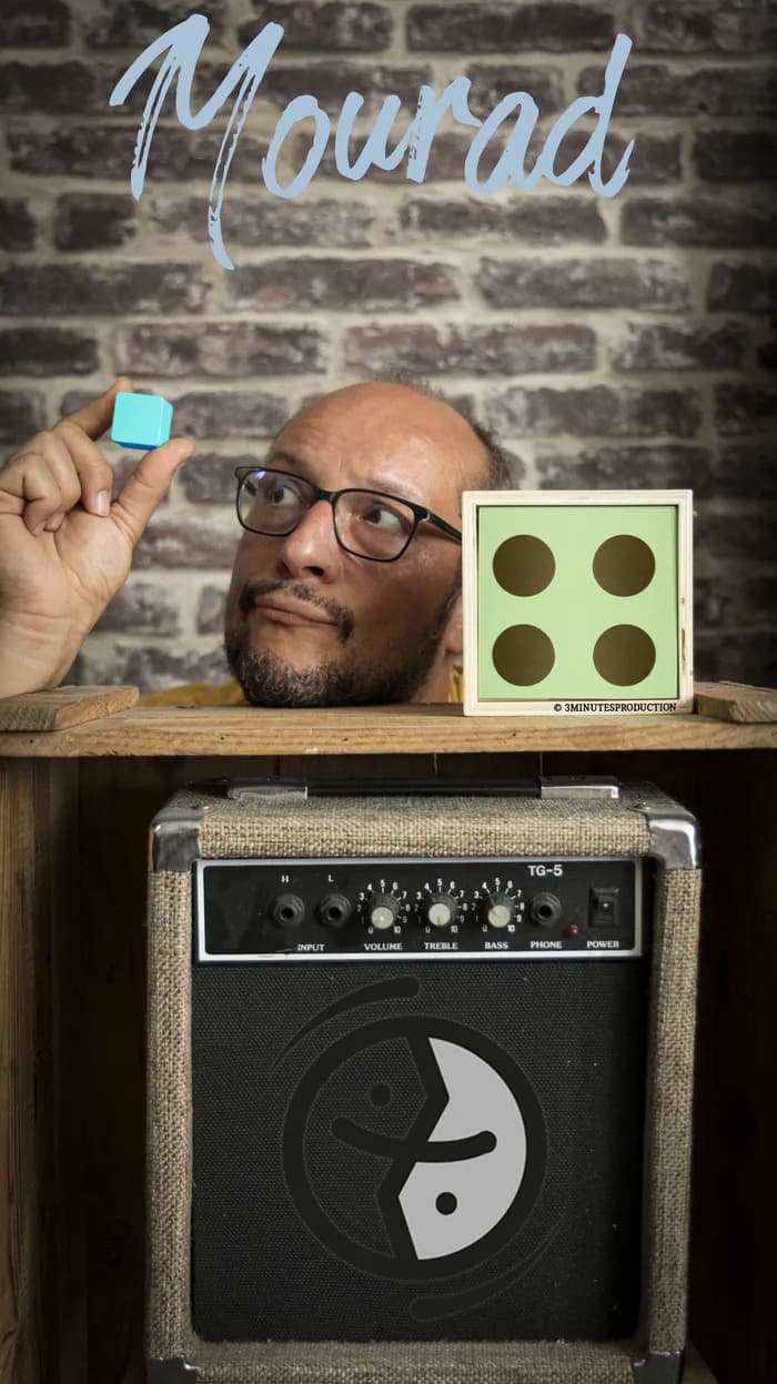 Illustration de l'événement : Concert acoustique de Mourad dans un jardin à Doucelles – 25 juillet