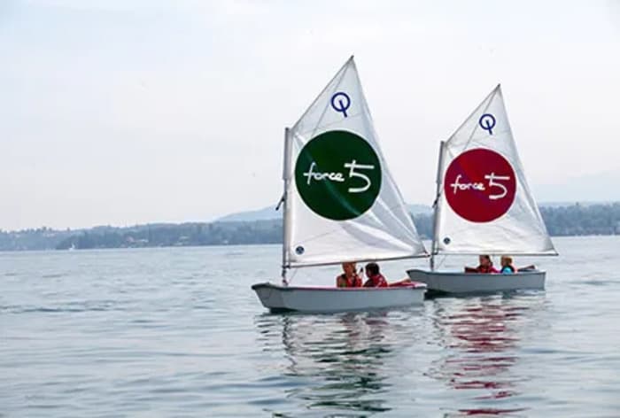 Illustration de l'événement : Activités estivales pour les seniors | Sortie en bateau à voile
