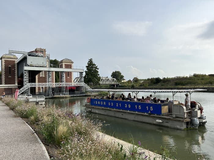 Illustration de l'événement : Les Fontinettes et le monde fluvial