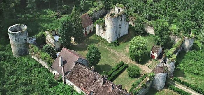 Illustration de l'événement : Plongez dans le Moyen-âge et ses châteaux Forts.