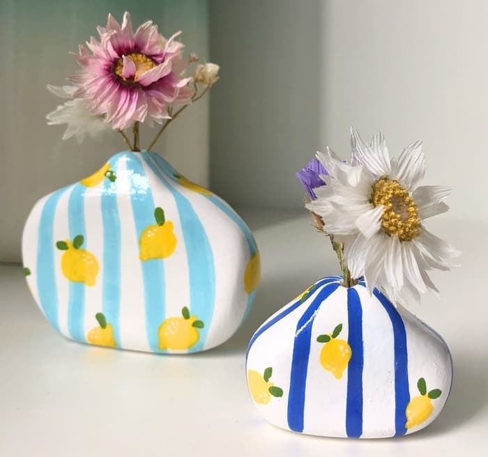 Illustration de l'événement : Compose ton mini-vase soliflore – Atelier créatif adultes & enfants