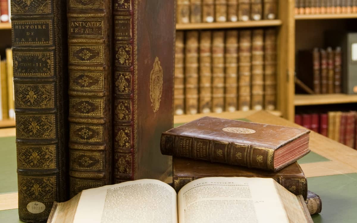 Illustration de l'événement : Visite des réserves de la Bibliothèque historique - Journées du Patrimoine et Matrimoine 2026