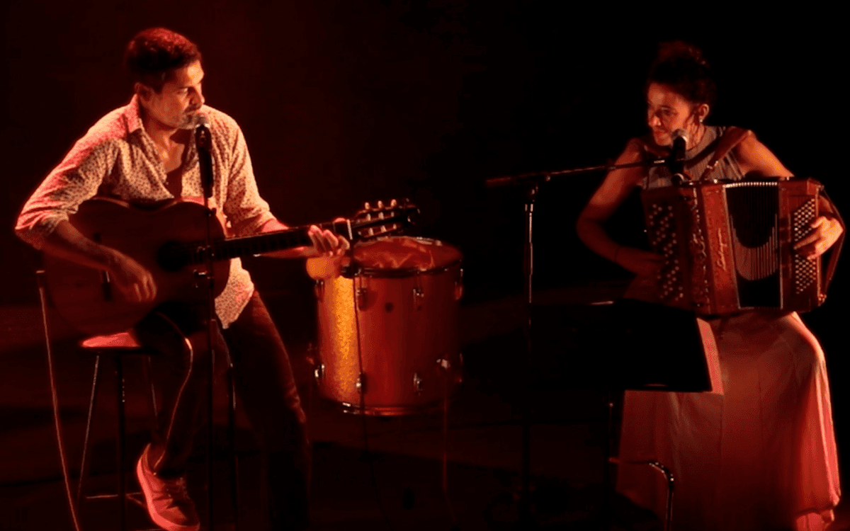 Illustration de l'événement : CONCERT - FredOgres de Barback en concert avec Clarisse Catarino à l’accordéon