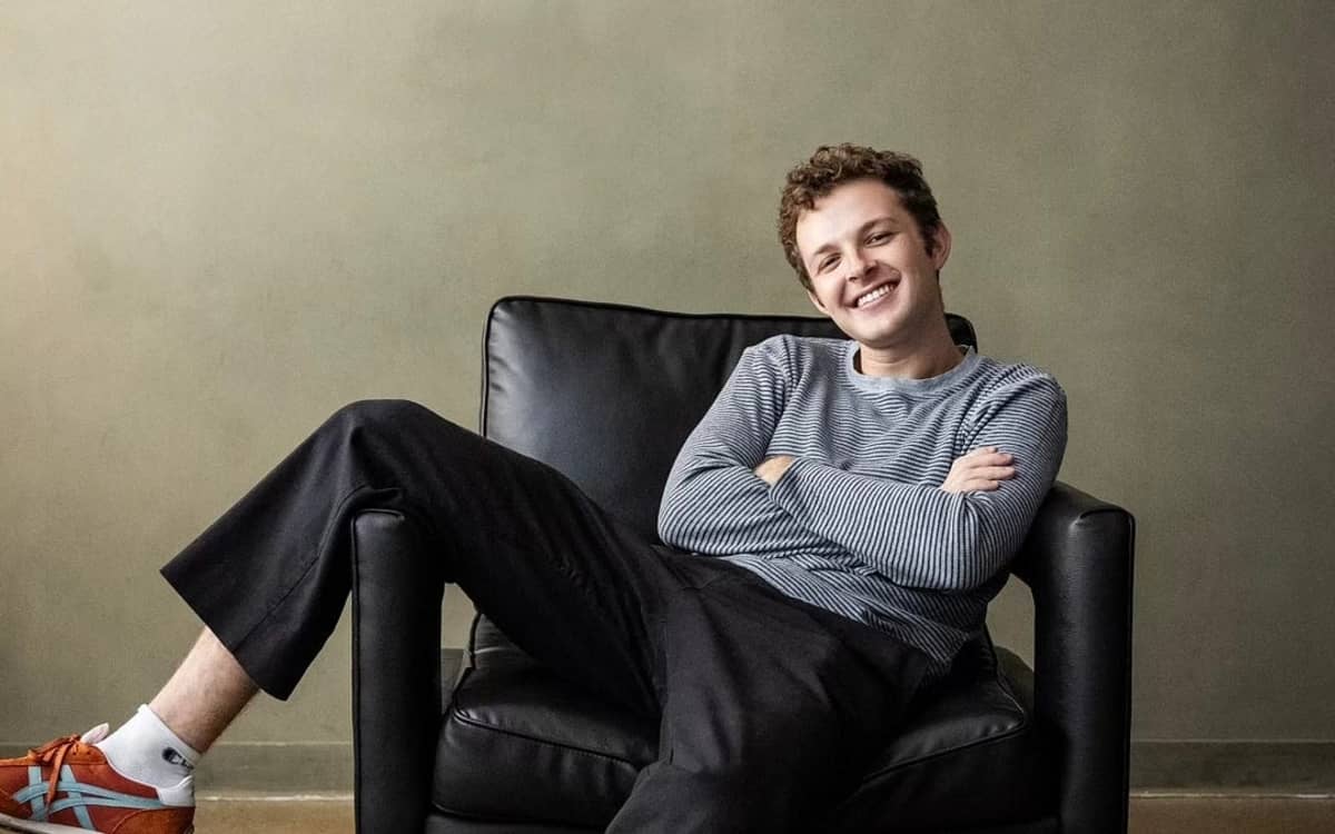 Illustration de l'événement : Jake Schroeder, l’art de faire rire en musique à l'Archipel