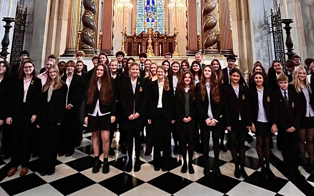Illustration de l'événement : Un concert de musique chorale sacrée donné par la chorale de l'école Emanuel
