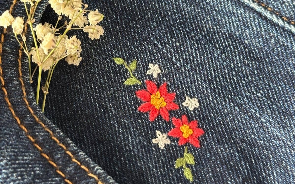 Illustration de l'événement : Atelier broderie : prolonge la vie de ton vêtement !