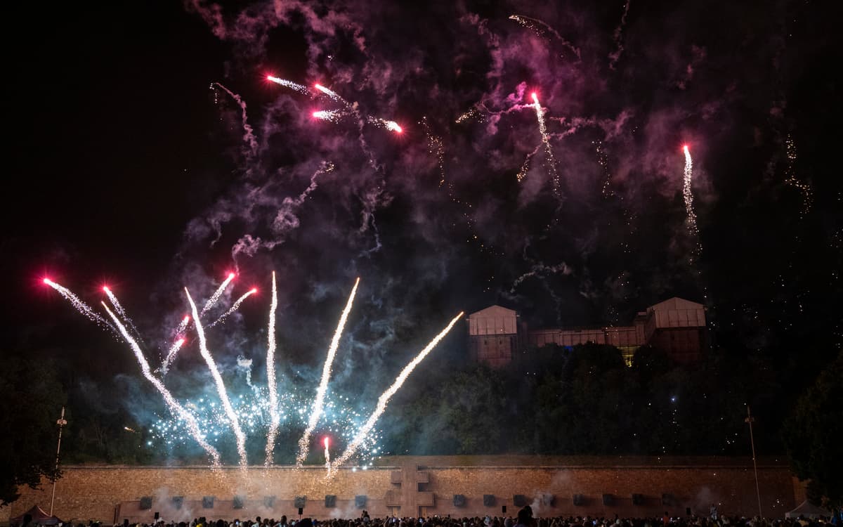 Illustration de l'événement : Bal et feu d'artifice