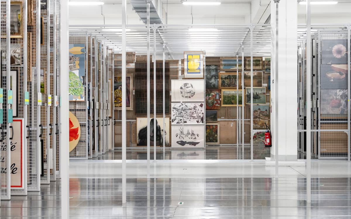 Illustration de l'événement : JEP 2026 : Visitez les réserves du Fonds d'art contemporain !